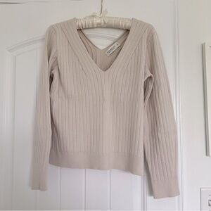 Abercrombie & Fitch Cream V-Neck Sweater